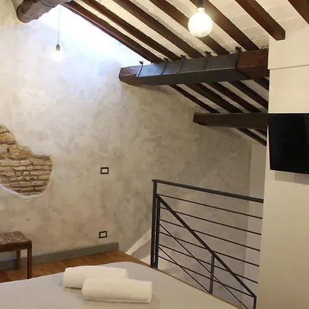 Piazza Del Popolo Guest house